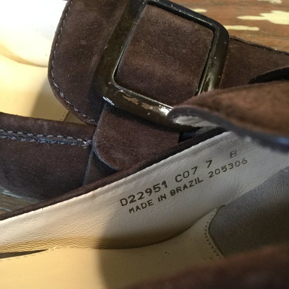 Cole Haan suede buckle stitching kitten heels - Picture 6 of 7